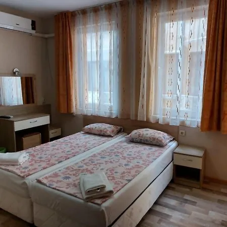 Diamandievi Pensión Nesebar