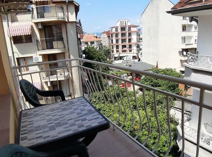 Pensión Diamandievi 4*